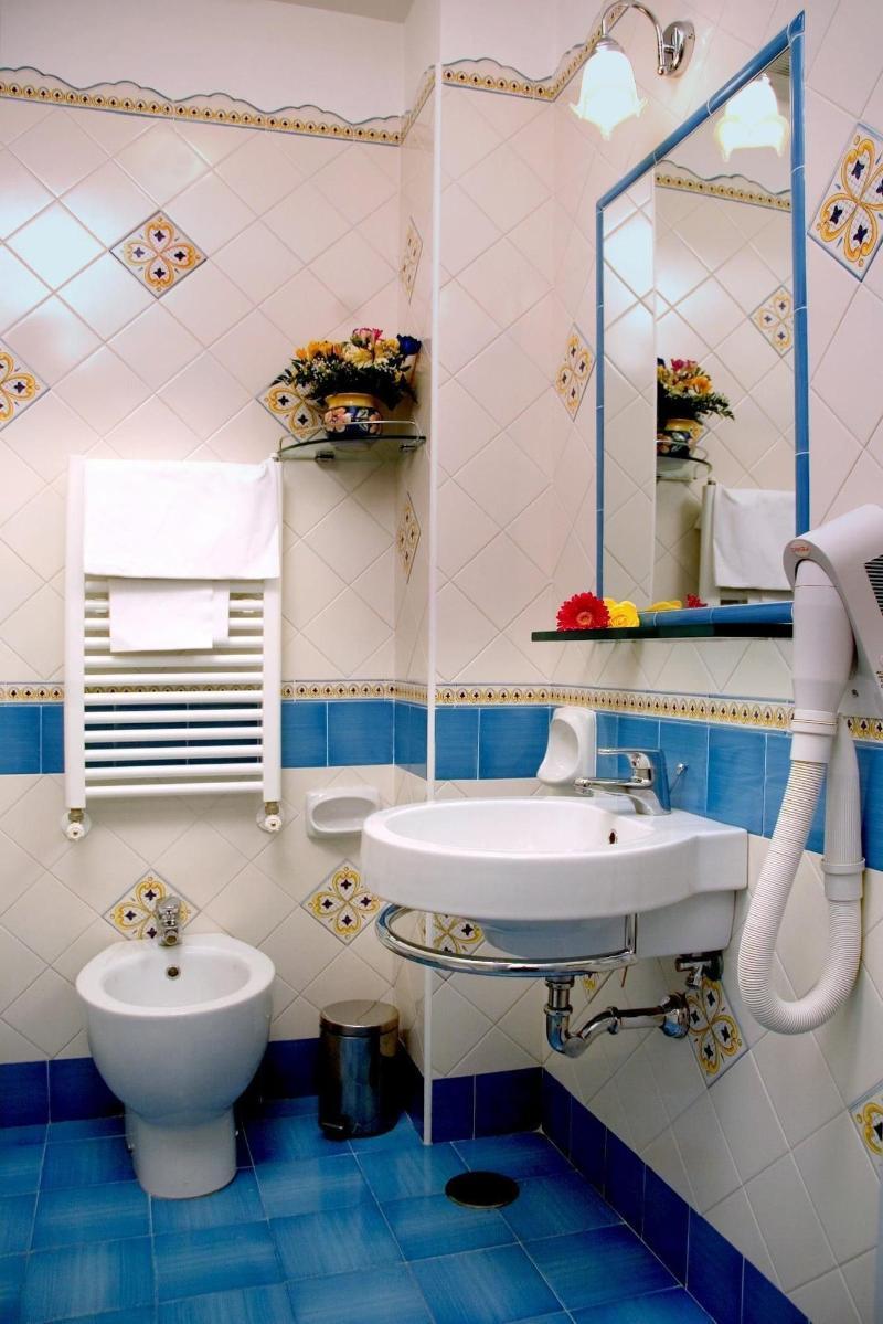 Meuble Casa Mannini Rooms Maiori Bagian luar foto