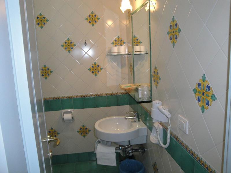 Meuble Casa Mannini Rooms Maiori Bagian luar foto