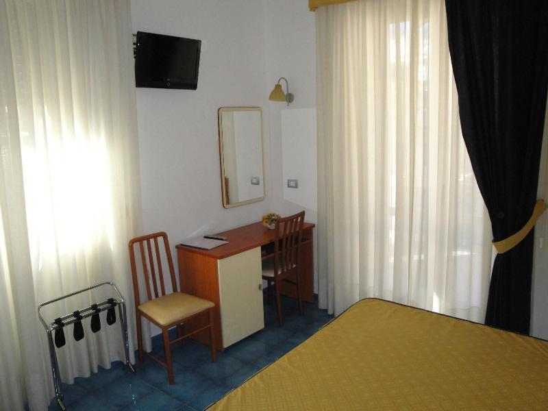 Meuble Casa Mannini Rooms Maiori Bagian luar foto
