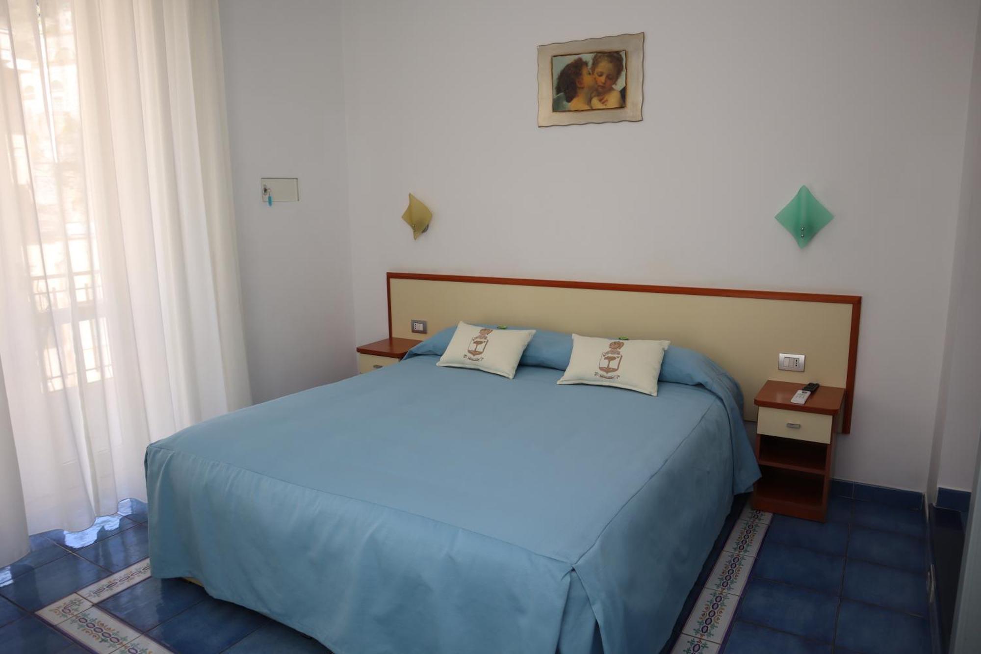 Meuble Casa Mannini Rooms Maiori Bagian luar foto