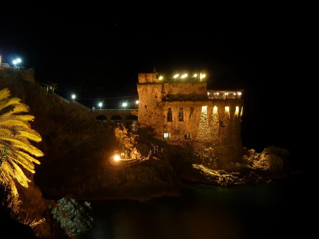 Meuble Casa Mannini Rooms Maiori Bagian luar foto