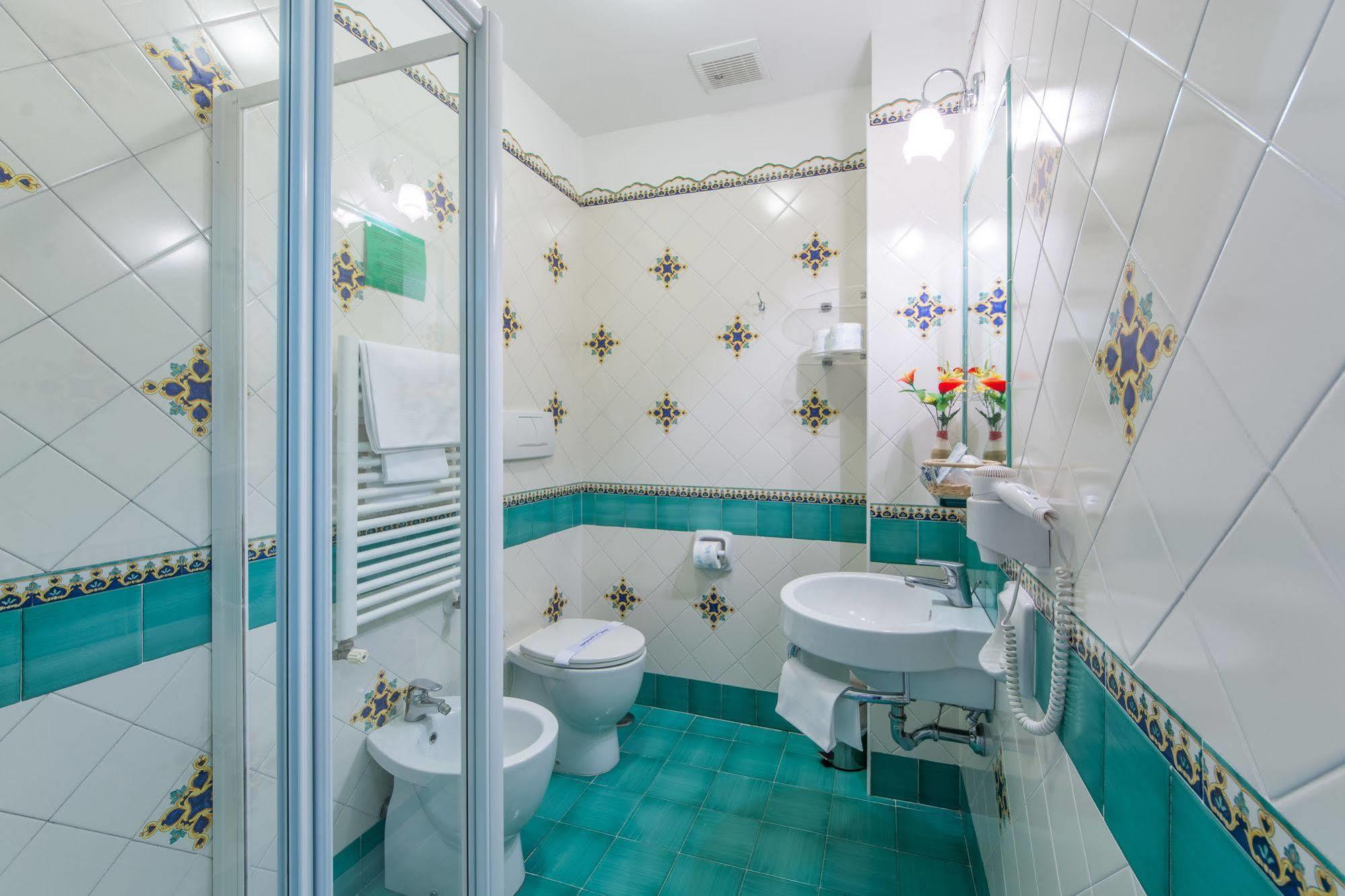 Meuble Casa Mannini Rooms Maiori Bagian luar foto