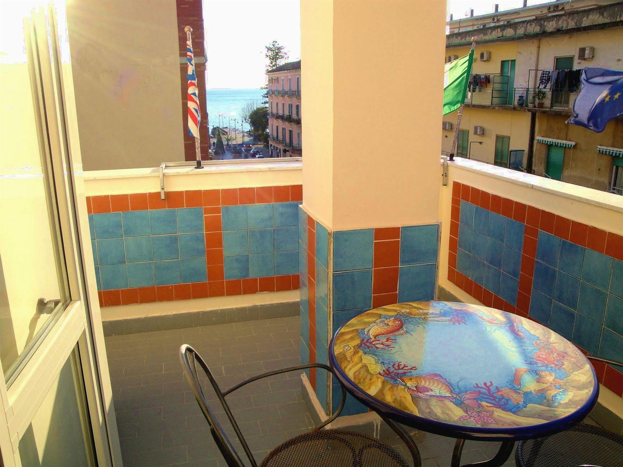 Meuble Casa Mannini Rooms Maiori Bagian luar foto