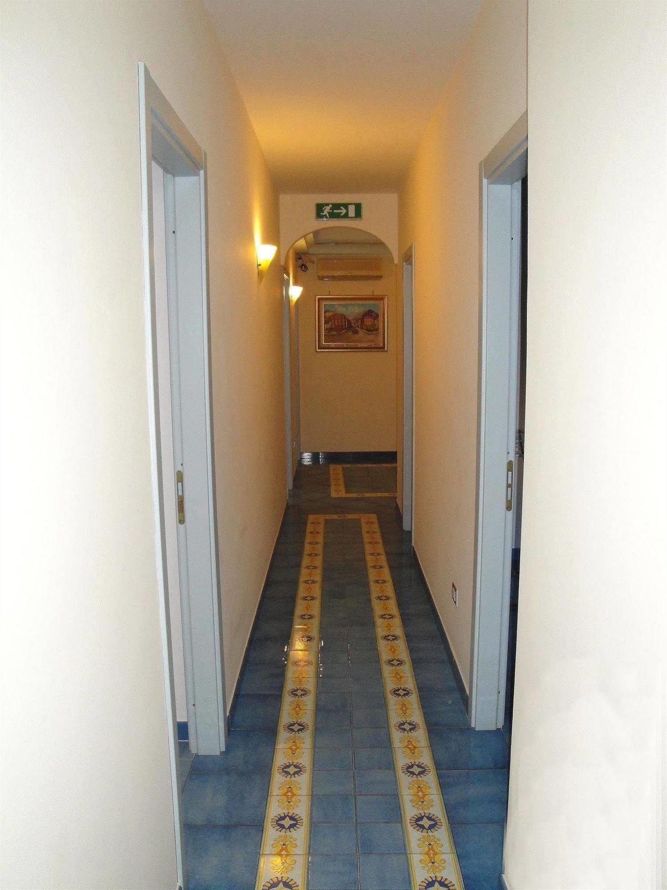 Meuble Casa Mannini Rooms Maiori Bagian luar foto